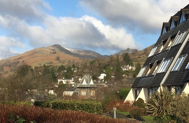 Appartement de luxe dans le centre d'Ambleside, balcon, vues fabuleuses, accès à la piscine