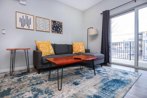 Luxury Apartment with Gym, Steps From Commuter Rail #2009