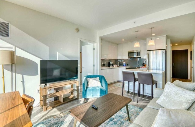 Luxury Apt Near TD Garden-HUB-1809
