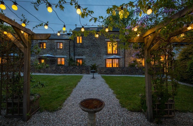 The Threshing Barn - Conversion de grange de luxe familiale de 3 chambres près de Looe