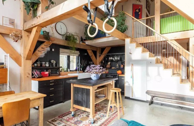 Luxury Barn Home in Glasgow City. Featured on Grand Designs!
