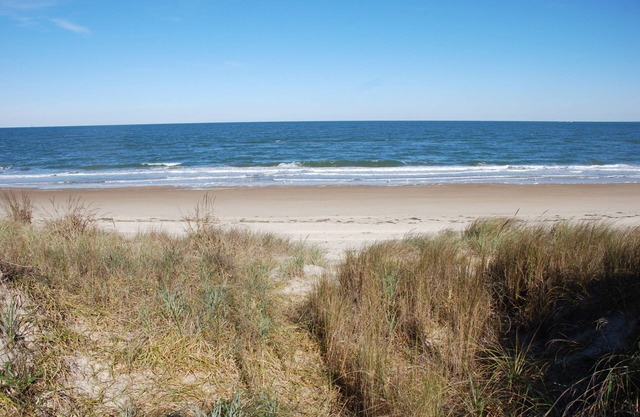 Luxury Beach Side Home 2 Bedroom Home by RedAwning
