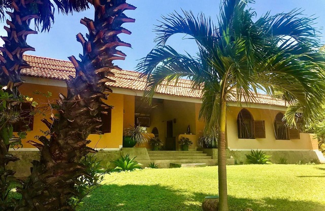 Luxury Beach Side Villa - plage privée, chef exclusif et personnel exceptionnel