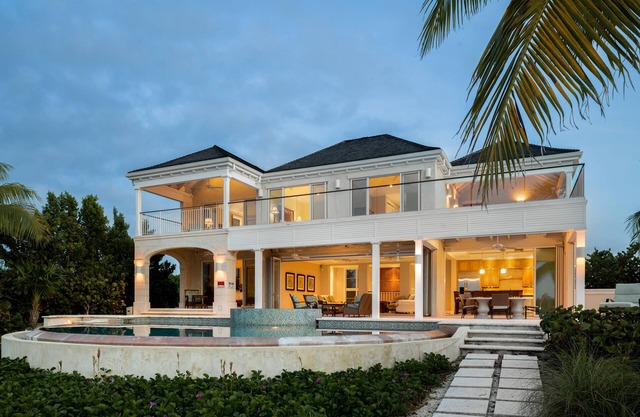LUXURY BEACHFRONT Villa on EXQUISITE BEACH, crystal WATER. IN SANDCASTLE ESTATES