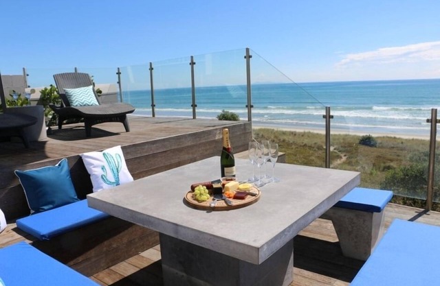Front de mer de luxe avec vue à 180 degrés
