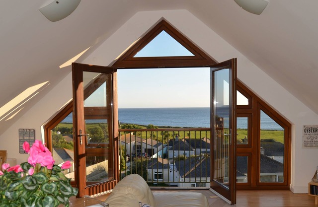 Penthouse de luxe sur la plage avec une vue imprenable sur la mer