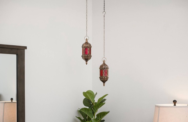 Luxury Boho-Moroccan Townhome near Airport, Shopping, and Dining - Book Now!