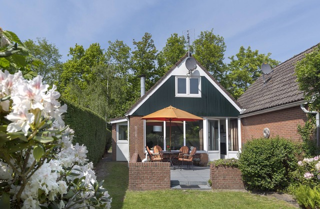 Bungalow de luxe pour 4 personnes. 1 km de la plage / centre.