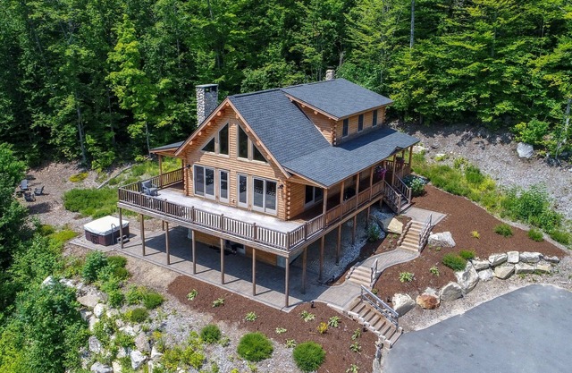 Luxury Cabin nr Sunday River: Mtn Views, Hot Tub, Fire Pit: Kayak Hike Golf ATV