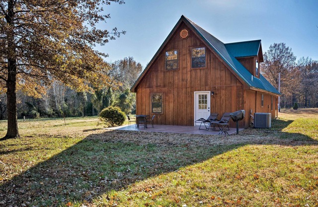 NOUVEAU! Cabine de luxe avec étang sur Ranch de travail!