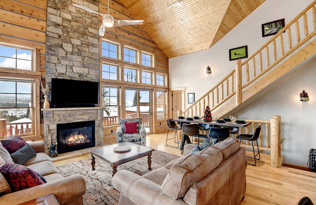Luxury Chalet 60 I Hot Tub I Great Views I Best Price I FREE Adventures Daily