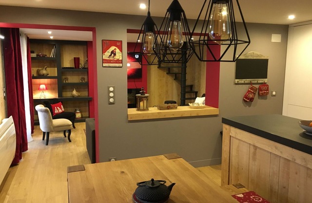 Chalet de standing Guzet Neige face aux pistes