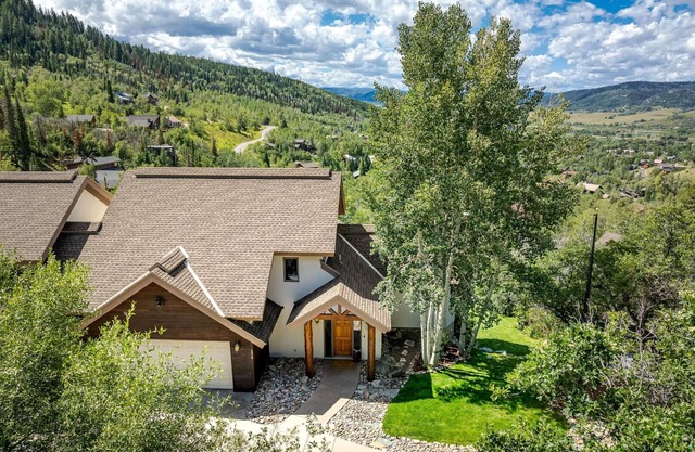 Luxury chalet-style home 3-bedroom home in gorgeous Steamboat Springs
