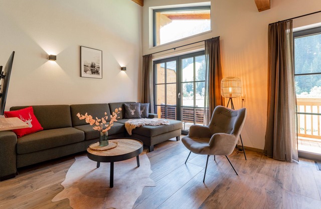 Chalet de luxe avec jardin privé et sauna