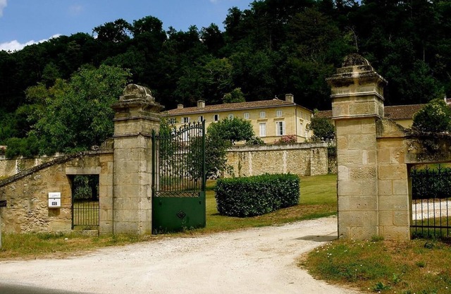 Château de luxe avec piscine privée près de Bordeaux
