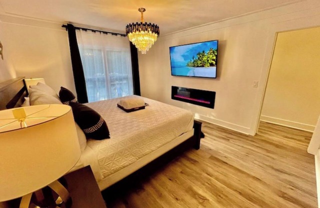 Luxury City Loft in Gainesville B
