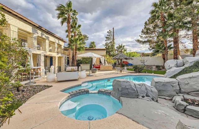 Luxury & Comfort - Million+ $ Home w Private Pool