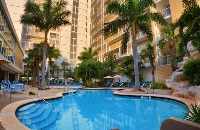 Luxury Condo at Marco Island on the beach!