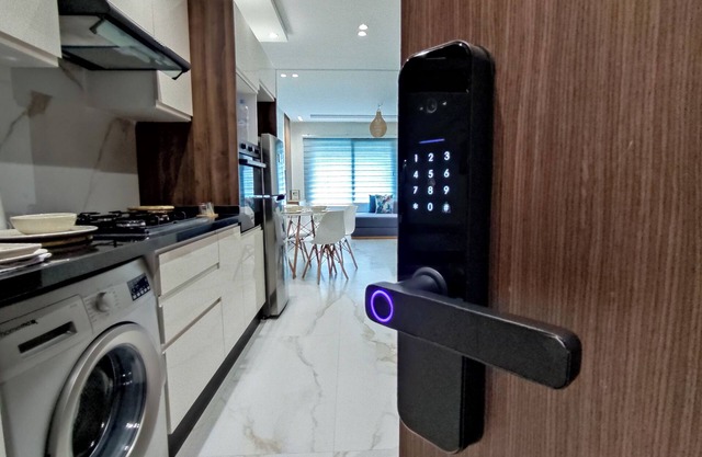 Luxury Condo Mehdia Plage + AC + Netflix + Workspace + Parking