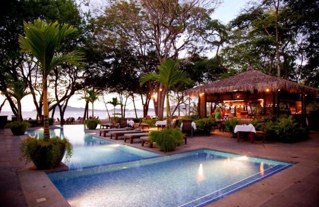 Garden Condo au Langosta Beach Club