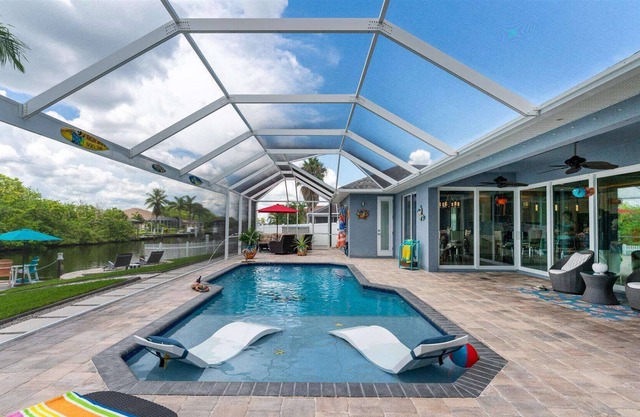 Luxury Contemporary Style House on Charlotte Harbor Area, Charlotte County House 5833