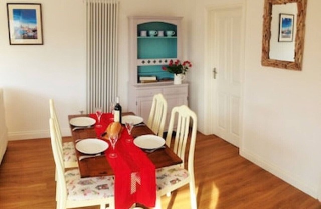 Luxury Crantock Apartment, just 10 mins from the beach.