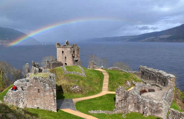 Croft de luxe surplombant le Loch Ness & Urquhart Bay. Loch vues.