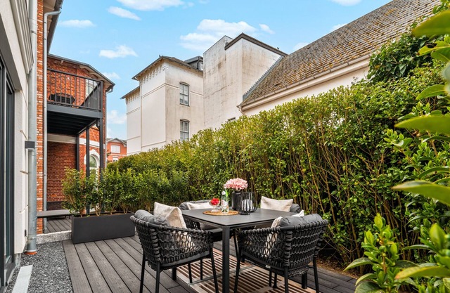 Luxury duplex apartment with terrace and free SPA use