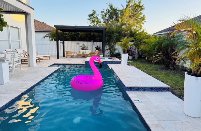 Luxury Escapes Home with Heated Pool & Spa Near IMG and Siesta Key Beach.