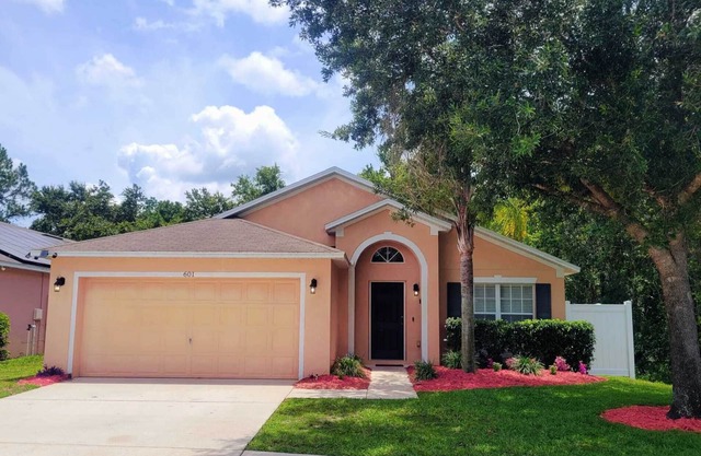 5 Bed, 3 Bath Executive Spa Villa avec salle de jeux à 10 minutes de Disney