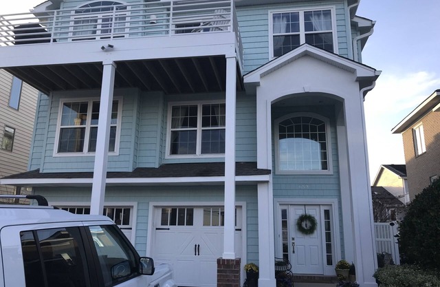 Luxury Family Beach House in Virginia Beach!