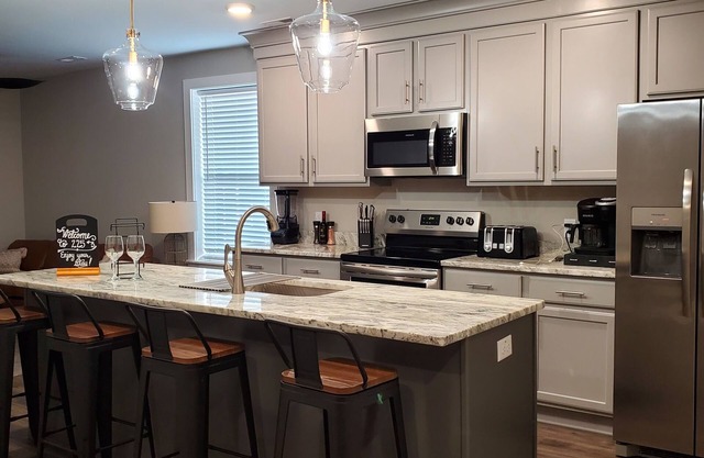 LUXURY FULLY FURNISHED GATED OFF STREET PARKING