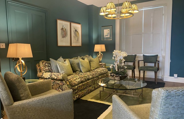 Luxury Georgian Town House - Jurassic Coast heart of West Dorset, Pet-Friendly