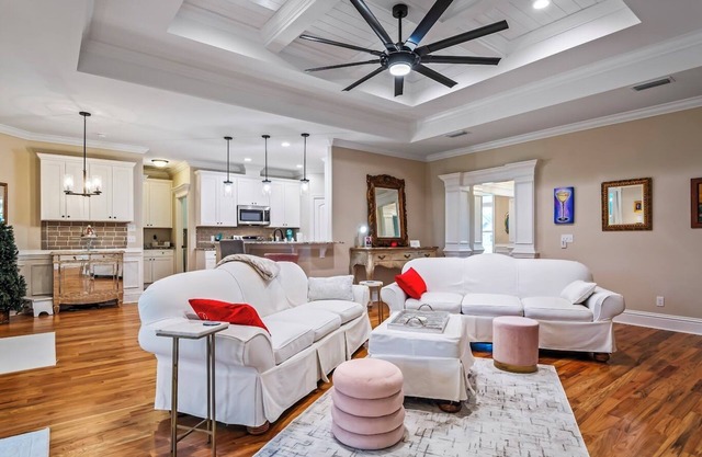 Luxury Golf Course Retreat in the Crawfordville, 2 bedroom sleeps up to 8