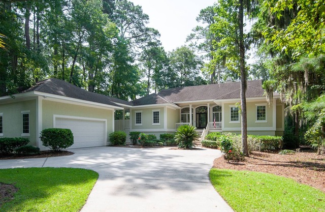 Luxury Golf Course Home On Private Callawassie Island!