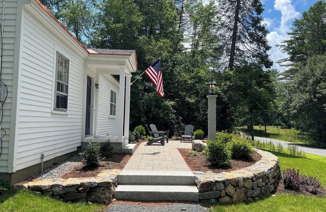 Luxury Graduation Rental- Walk to Dartmouth!