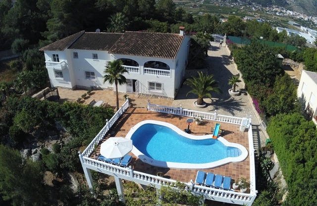 Villa de vacances de luxe Denia Espagne 2-6 personnes avec piscine privée et vue imprenable