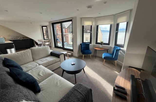 Luxury Holiday Flat in the heart of Gourock, Inverclyde