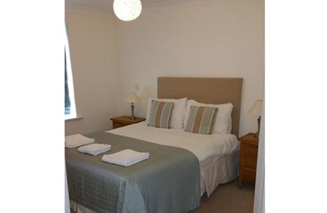 Luxury Holiday Rental - Oxford Apartment Central - Jericho Riverview