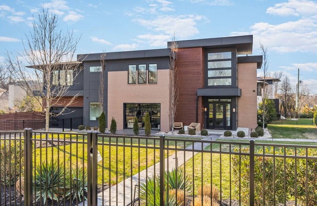 Luxury Home in Green Hills w/ Garage, Walk to Park