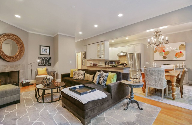 Maison de luxe dans le meilleur quartier de SF! Parfait pour les familles ou les groupes d'entreprises