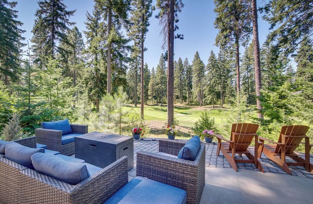 Luxury Home in Suncadia Hot Tub + Fire Pit!