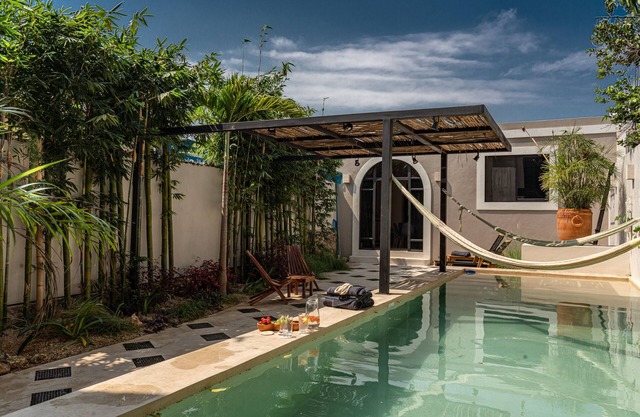 Villa Casahkab - Modern Home in Merida Centro