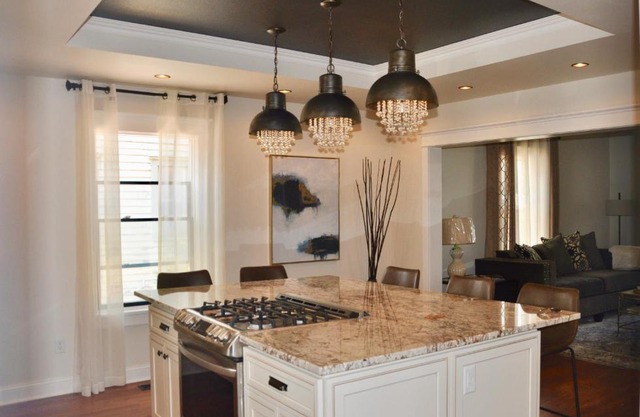 Luxury Home w/Private Patio Mins away from DT RC