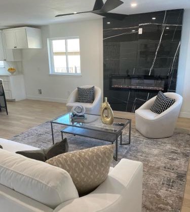Luxury Home with 3 bedrooms in Dallas