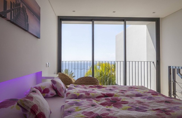 Prestige-Maison-Douche-Vue mer-Casa Estrelicia