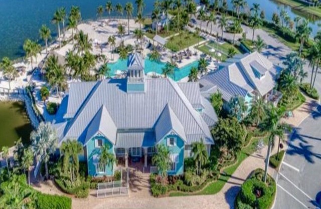 Luxury in Naples Reserve Everything you would expect to find at a 5 star resort