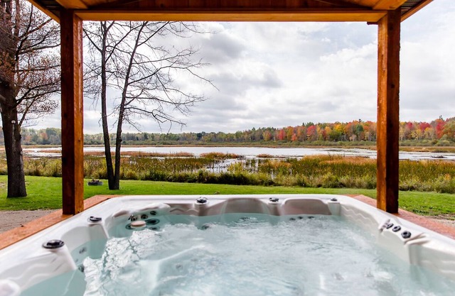 Luxury Lake Cottage à la ferme de Meemo