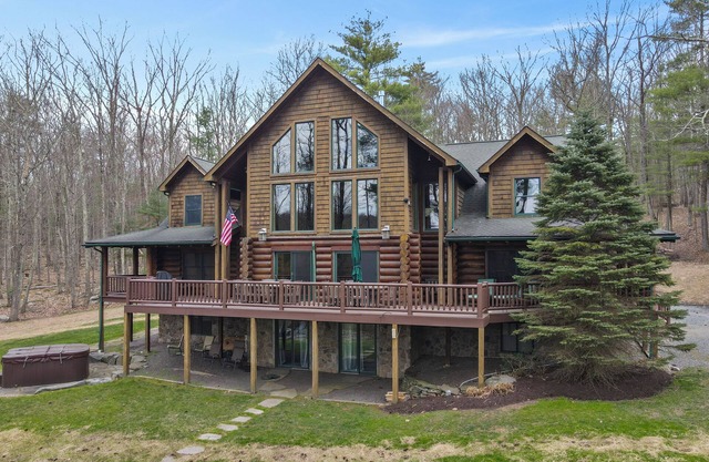 Lakefront de luxe Custom Home Connexion. Parfait pour les voyages de ski et escapades!