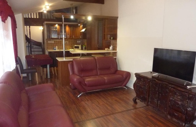 Luxury Large Apartment 21